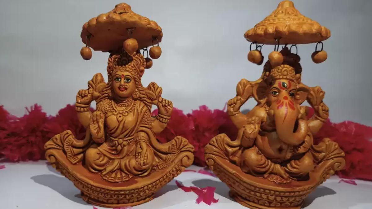 lakshmi ganesh idol made of organic material