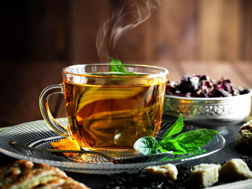 Herbal tea and ayurvedic tips in winters to stay warm