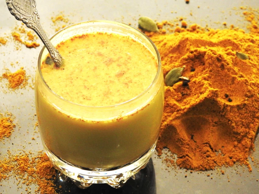 haldi dudh to naturally immunity boost