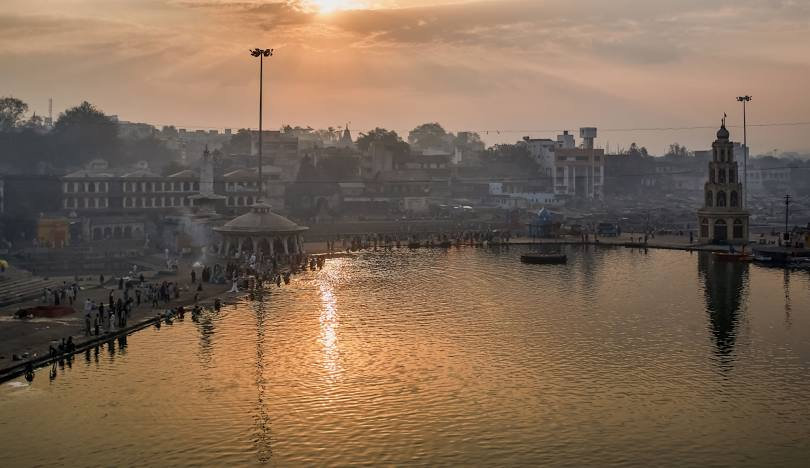 godavari river origin